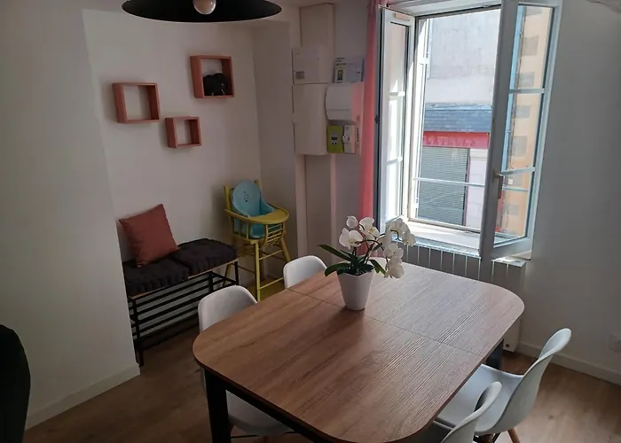 Duplex Cosy Et Douillet Appartement Ernée